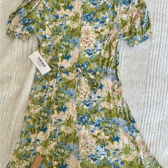 BNWT Reformation Green Floral Mini Dress Size 4 - Picture 4 of 5